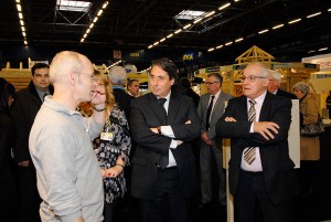 Michel Destot a inauguré le Salon Européen du Bois et de l'Habitat Durable en présence de nombreux élus et officiels.