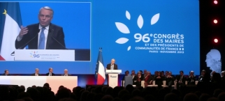 “Quand on est maire, il faut aimer les gens”, François Mitterrand