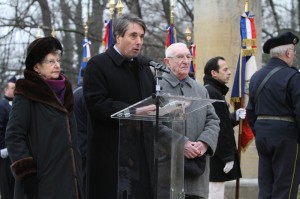 michel-destot-commemoration-libe-auschwitz-birkenau-300x199