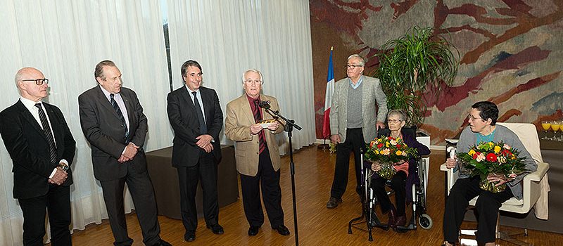Remise de la médaille de la Ville à Carlos Vasquez-Marquinez et Marie-Thérèse Bernard-Colombat