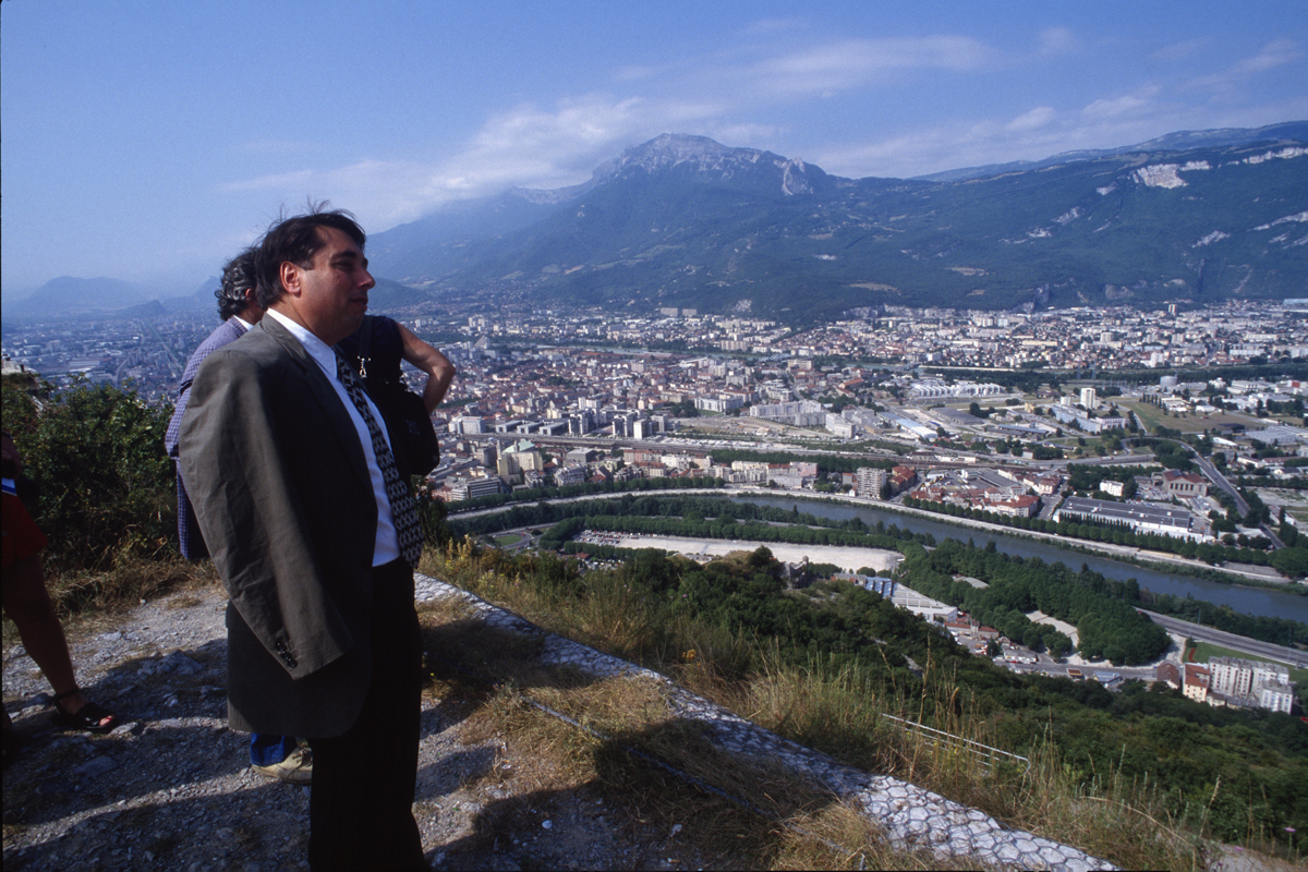1998 - Vue sur le bassin grenoblois et notamment la Presqu'île, berceau de notre éco-système et de l'innovation.
