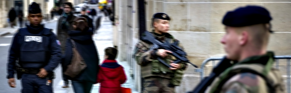 Pour rendre hommage à toutes les forces de sécurité qui défendent nos concitoyens et nos valeurs universelles